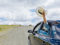 How to Change a Tire Right on the Road