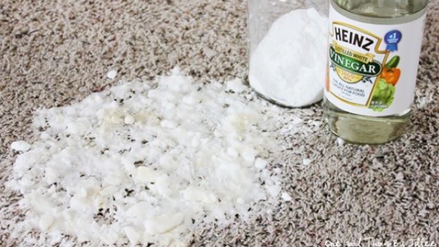 baking soda and vinegar on carpet