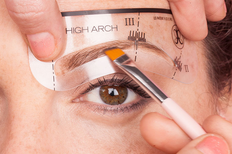 How to do your eyebrows | HireRush Blog