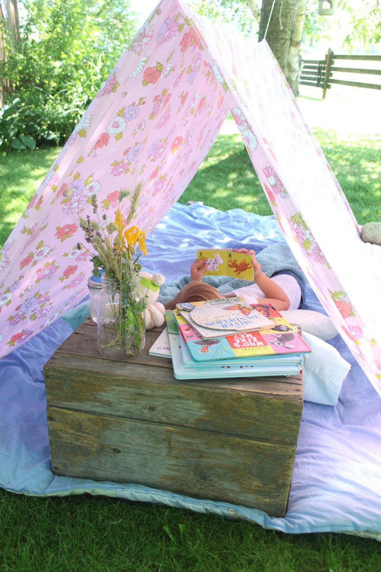 pink sheet - summer kids tent