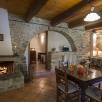 acute-mountain-1544277_1920