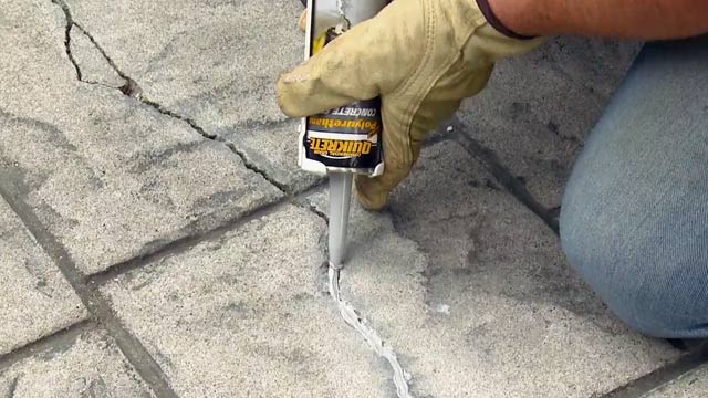 How to fix cracks in concrete | HireRush Blog