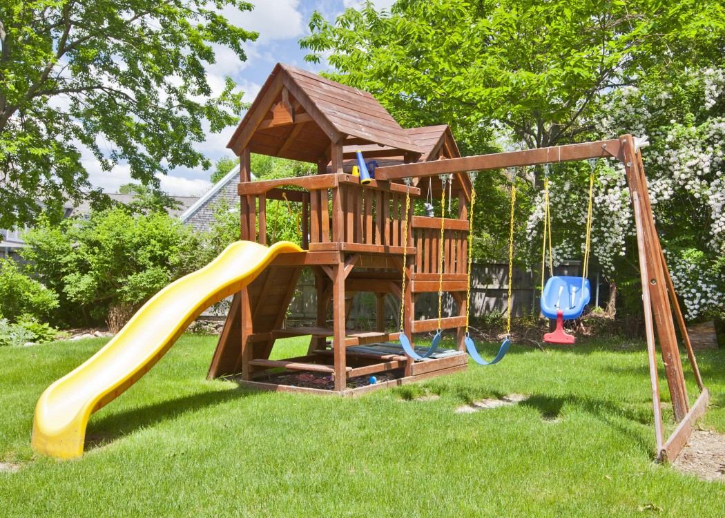 Backyard playground ideas | HireRush Blog