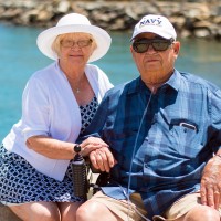 grandparents-1054311_1920