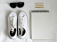 How to clean white shoes