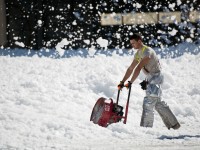 5 reasons why you need snow removal services