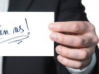 How To Create A Virtual Holiday Party Invitation: Examples And Tips