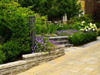 Detailed Guide on Building Your Own Retaining Wall