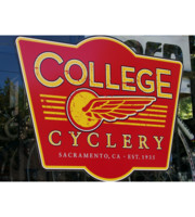 Logo College Cyclery 